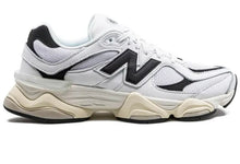 Cargar imagen en el visor de la galería, New Balance 9060 WHITE BLACK