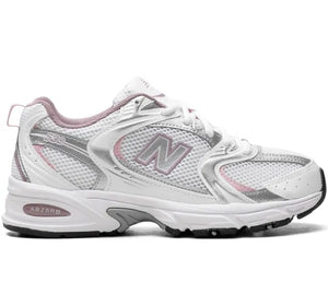 New Balance 530 en WHITE/SIIVER METALIC/ICE WINE/MID CENTURY PIN