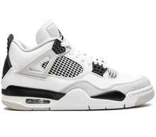 Cargar imagen en el visor de la galería, Air Jordan 4 Retro MILITARY BLACK
