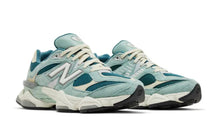Cargar imagen en el visor de la galería, New Balance 9060 NEW SPRUCE SALT MARSH