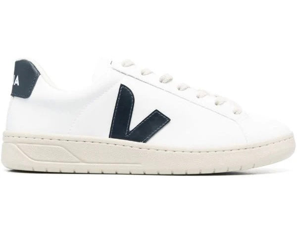 Veja WHITE BLACK