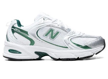 Cargar imagen en el visor de la galería, New Balance 530 WHITE GREEN