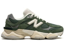 Cargar imagen en el visor de la galería, New Balance 9060 GREEN SUEDE