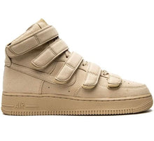 Cargar imagen en el visor de la galería, Air Force 1 High BILLIE EILISH BEIGE