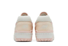 Cargar imagen en el visor de la galería, New Balance 550 WHITE PINK