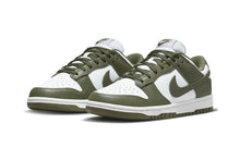 Cargar imagen en el visor de la galería, Dunk Low MEDIUM OLIVE