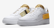 Cargar imagen en el visor de la galería, Nike Air Force 1 Type &#39;Gold&#39;