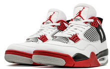 Cargar imagen en el visor de la galería, Air Jordan Retro 4 FIRE RED 2020