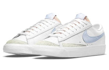 Cargar imagen en el visor de la galería, Blazer Low &#39;77 WHITE GHOST