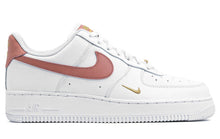 Cargar imagen en el visor de la galería, Air Force 1 &#39;07 ESSENTIAL Rust Pink