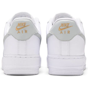 Air Force 1 '07 ESSENTIAL WHITE LIGHT SILVER