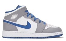 Cargar imagen en el visor de la galería, Air Jordan 1 Mid CEMENT GREY/WHITE-TRUE BLUE