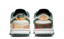 Cargar imagen en el visor de la galería, Dunk Low SE MULTI-CAMO