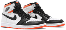 Cargar imagen en el visor de la galería, Air Jordan 1 High ELECTRO ORANGE