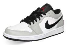 Cargar imagen en el visor de la galería, Air Jordan 1 Low LIGHT SMOKE GREY