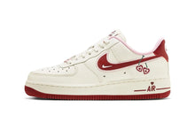 Cargar imagen en el visor de la galería, Nike Air Force 1 Low VALENTINE&#39;S DAY 2023