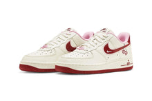 Cargar imagen en el visor de la galería, Nike Air Force 1 Low VALENTINE&#39;S DAY 2023